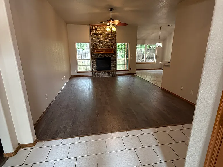3005 Kaeylee Ln — Photo 8