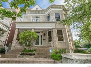 3458 Pestalozzi St, Saint Louis, MO 63118