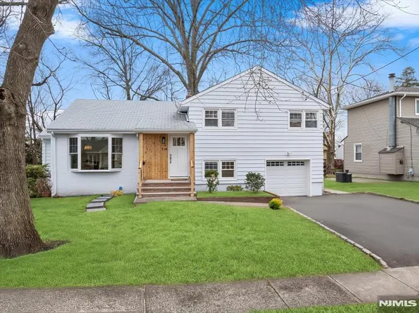 4 Pine Ave, Fair Lawn, NJ 07410