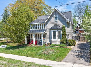 180 Sarah St N, Gravenhurst, ON P1P 1G9