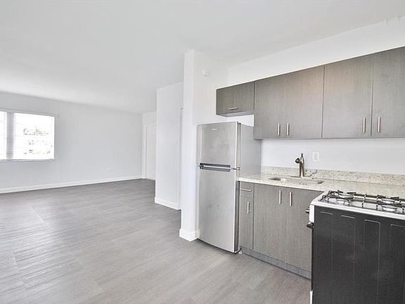 3rd image of 7143 Bonita Dr APT 8