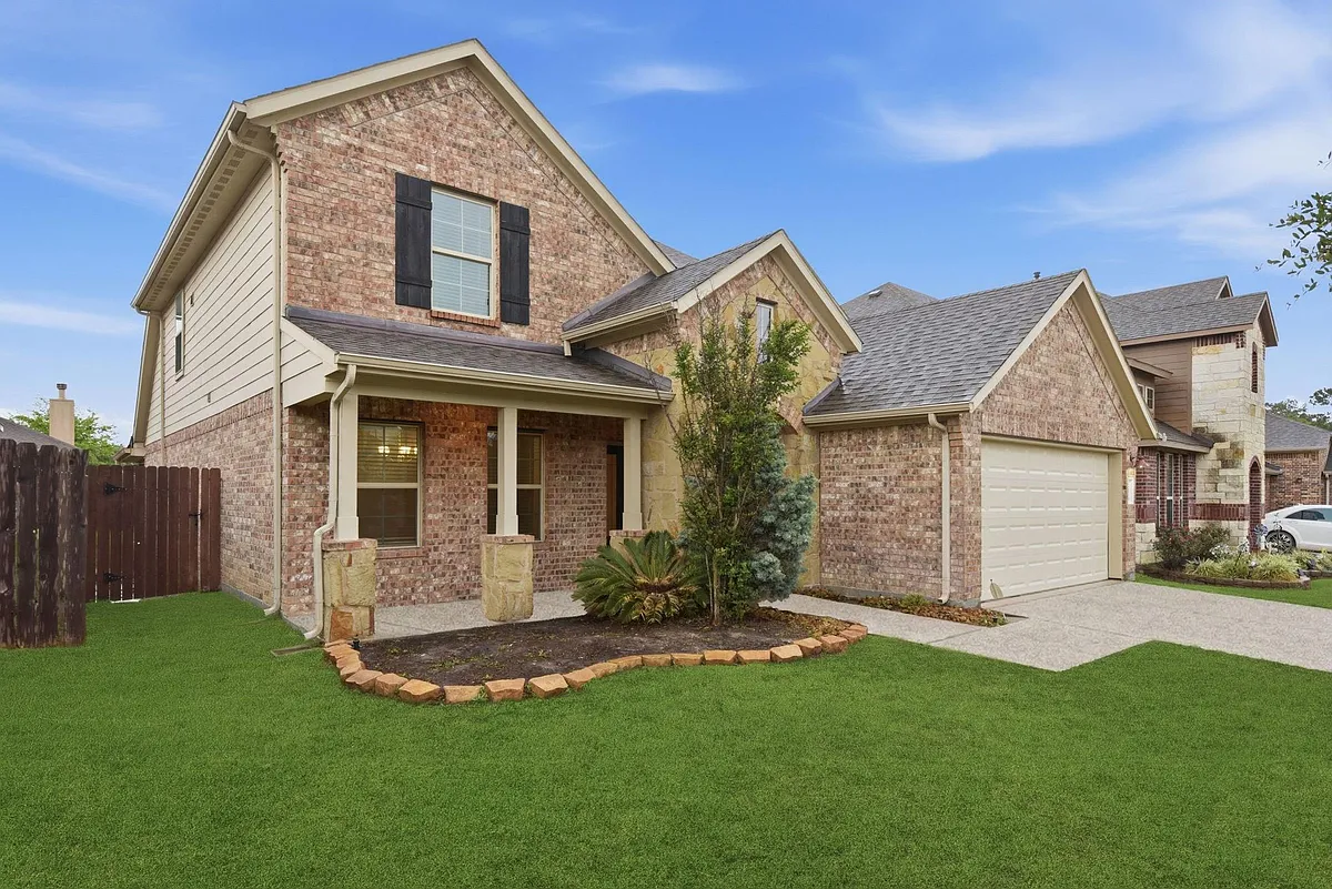 Building Photo - 22014 Pheasant Bend Ln