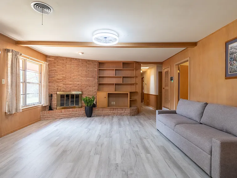 2609 Madison Ave — Photo 11
