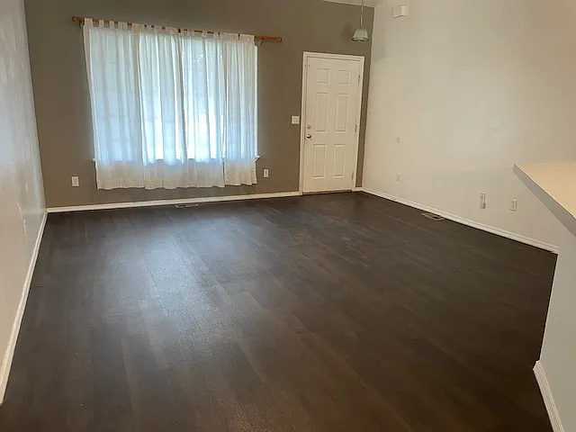 87 Eaton Rd — Photo 3