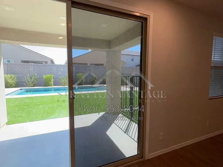 4219 W Nora Dr — Photo 9