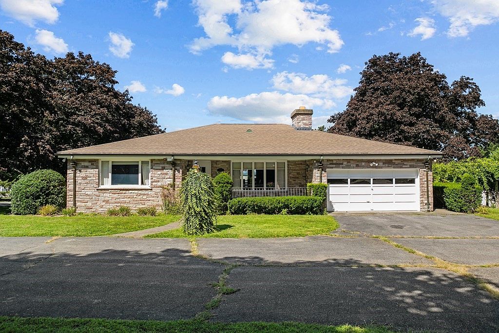 1173 Main Rd, Tiverton, RI 02878 | MLS #73153229 | Zillow