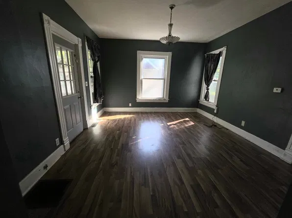2029 W 1st St, Davenport, IA 52802