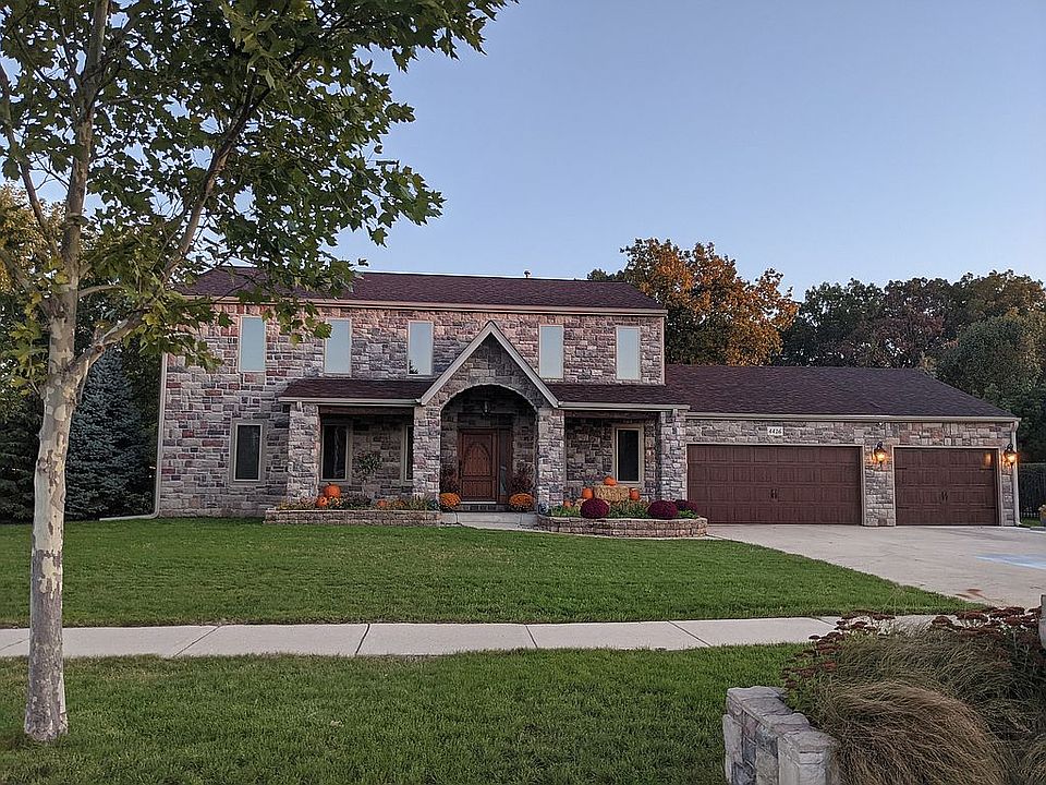 1st image of 4416 W Tumblecreek Dr