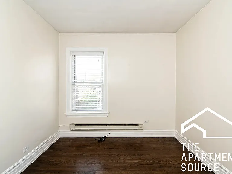 3819.5 N Greenview Ave #1S — Photo 14