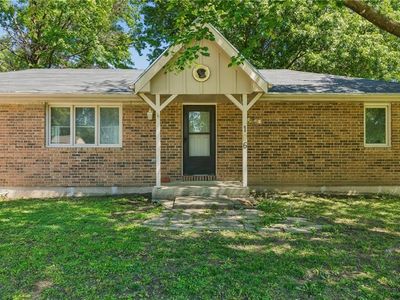 106 Peach Tree Ln, Greenwood, MO, 64034