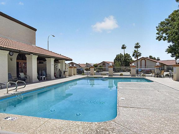 5th image of 542 S HIGLEY Road #30