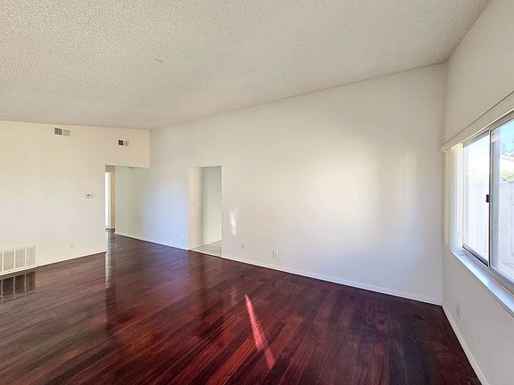 4th image of 8194 Calle Nueva #8194