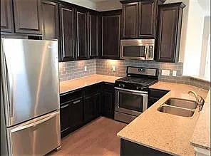 2304 S Lakeline Blvd #231 — Photo 5