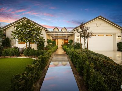 2228 Swanfield Way, Bakersfield, CA, 93311