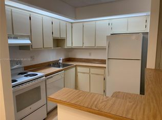 9856 S Belfort Cir #111, Fort Lauderdale, FL 33321