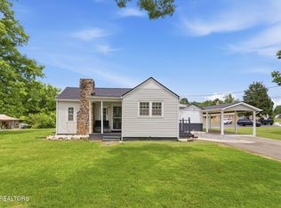 9207 Strawberry Plains Pike, Strawberry Plains, TN 37871