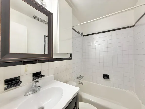 306 Troutman Street image 4 of 8