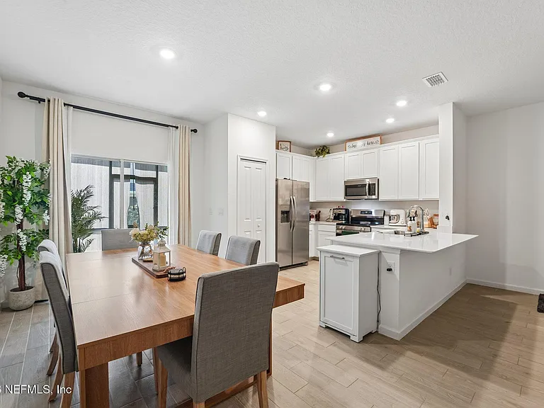 2160 Windward Cay Ln — Photo 10
