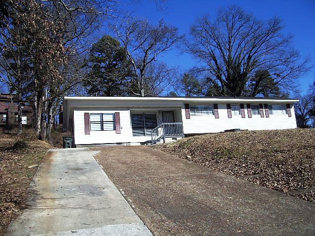 1st image of 3223 Navajo Dr