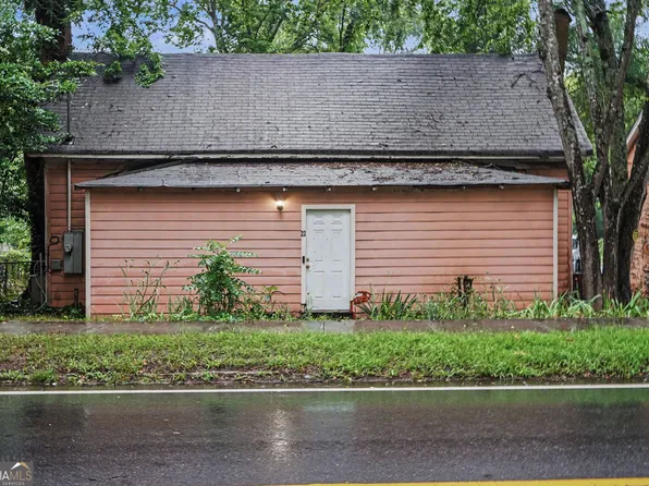 22 S Broad St, Porterdale, GA 30014