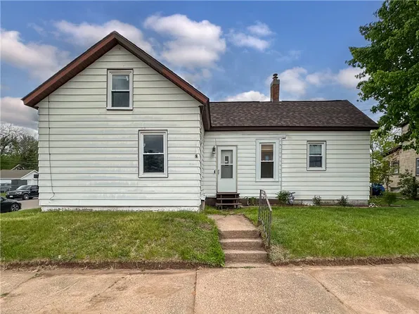 1 S Prairie Street, Chippewa Falls, WI 54729