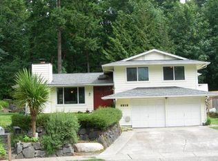 2212 Camas Cir SE, Renton, WA 98055