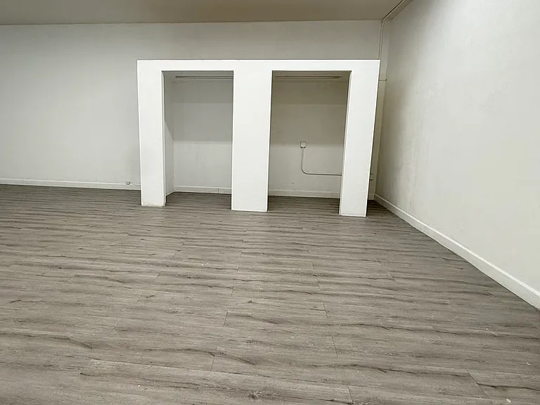 135 W Yosemite Ave #1 — Photo 5