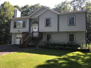 101 Geronimo Path, Milford, PA 18337