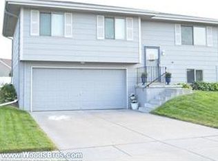 2617 W Sumner St, Lincoln, NE 68522