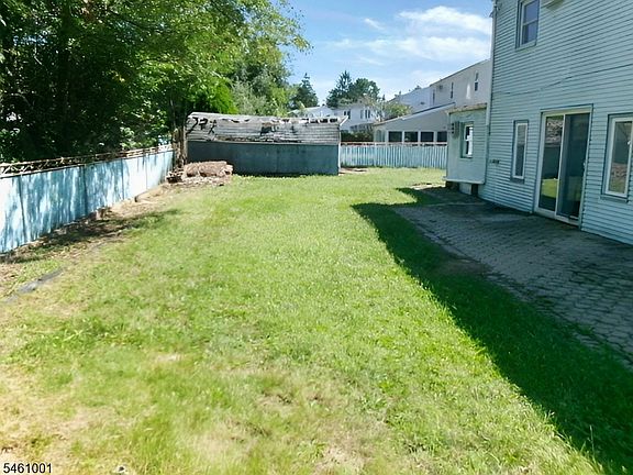 5th image of 13 Carmello Dr