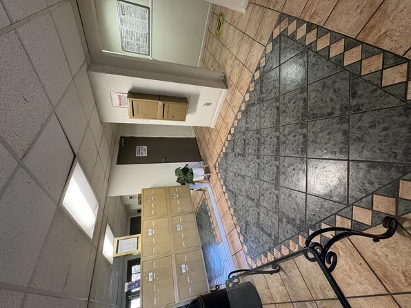 Chateau Emelita Apartments, 12046 Emelita St APT 106, Valley Village, CA 91607