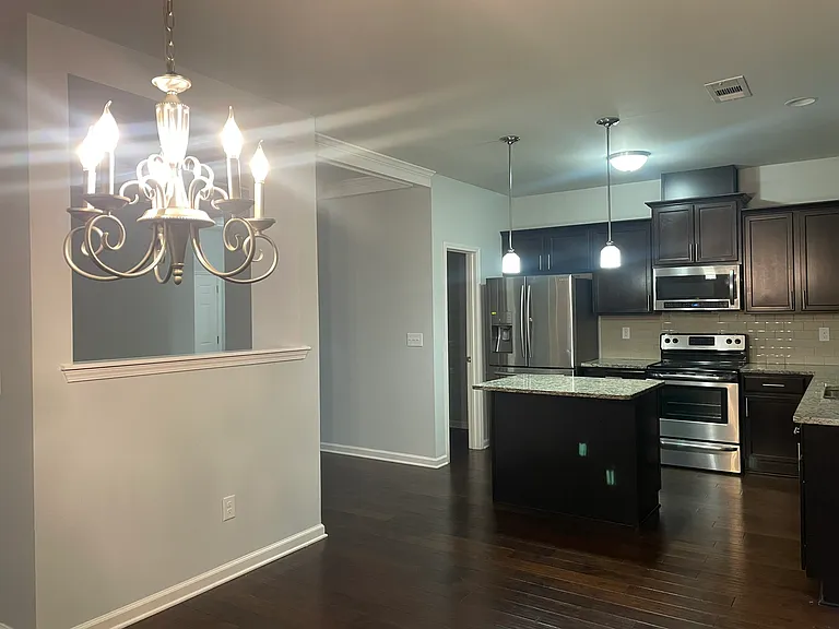 1305 Bridge Peak Ln — Photo 15