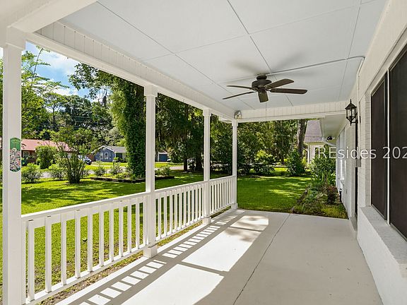 4th image of 13 Blythewood Rd