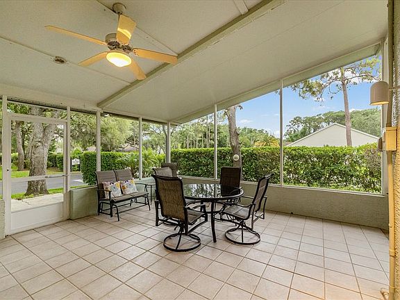 4th image of 10836 Brookhaven Dr