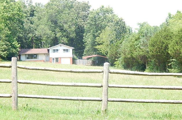 1st image of 777 County Road 468