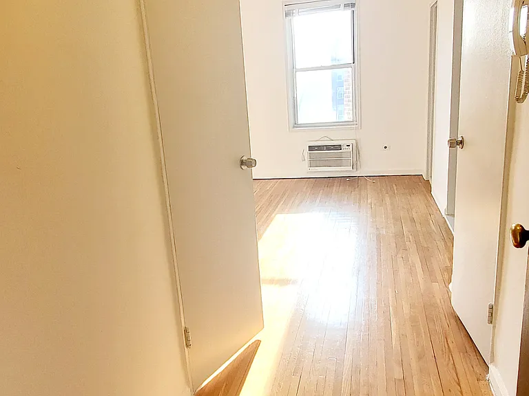 128 Marine Ave #5A — Photo 7