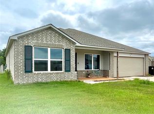 319 Starlight Dr, Shawnee, OK 74804