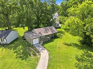 7400 Lamar Ave, Overland Park, KS 66204