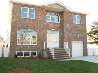 15 Arn Ter, Secaucus, NJ 07094