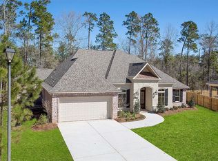 320 Belle Pointe Ct, Madisonville, LA 70447