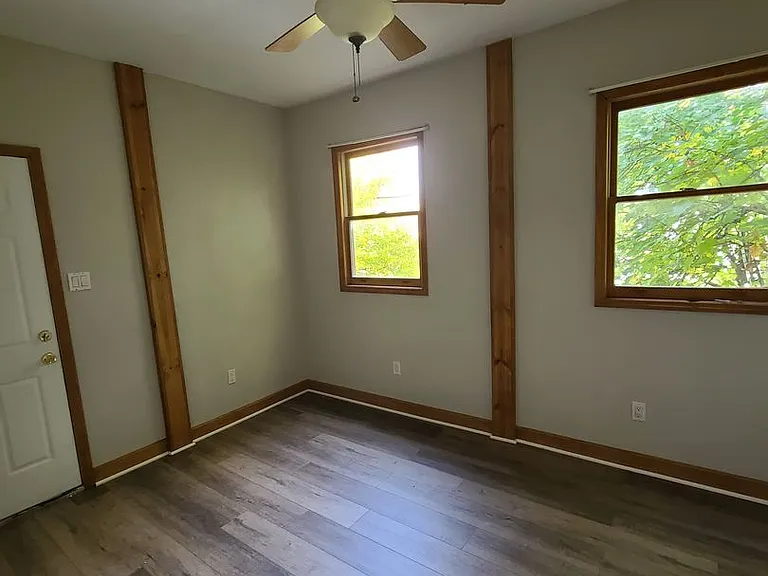 813 N 2nd Street — Photo 7