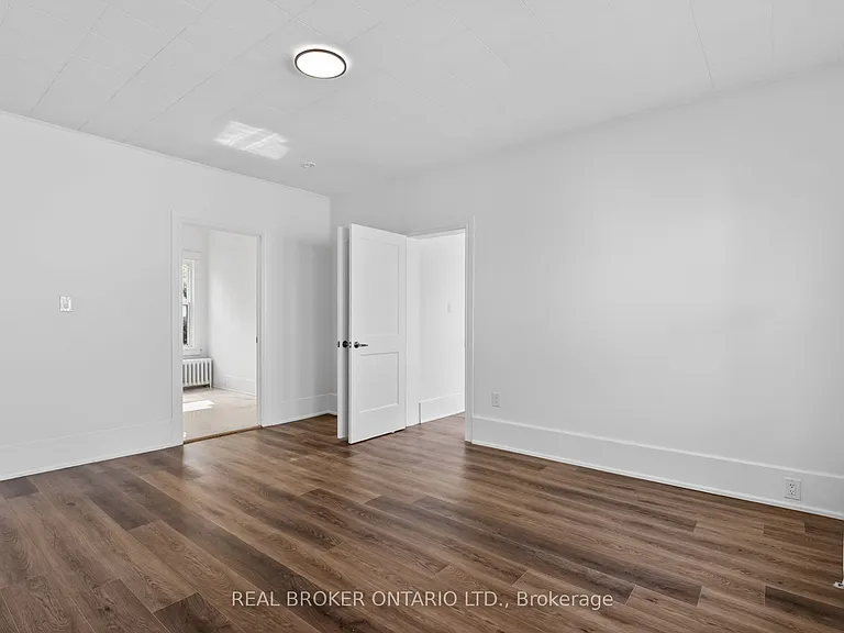 4417B Ellis St — Photo 13