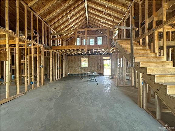 4th image of 4612 El Camino St