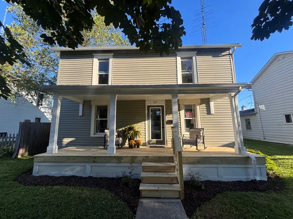 517 W Dow St, Tipp City, OH 45371