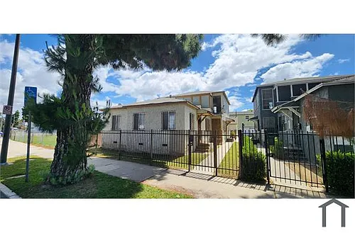 4076 Leimert Blvd Photo 1