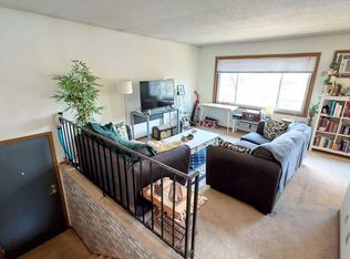 808-810 9th Ave SE #808, Minneapolis, MN 55433