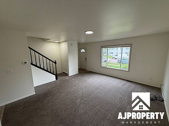 4th image of 2809 E Bragstad Dr #3