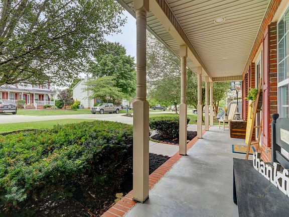 2nd image of 2751 Elston Brae Dr