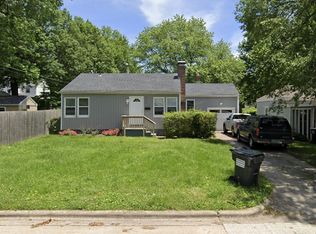 1414 S Pickwick Ave, Springfield, MO 65804