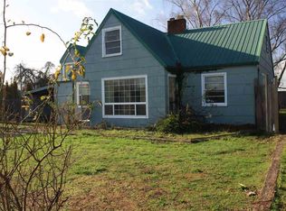 1806 Gilbert Dr, Lebanon, OR 97355